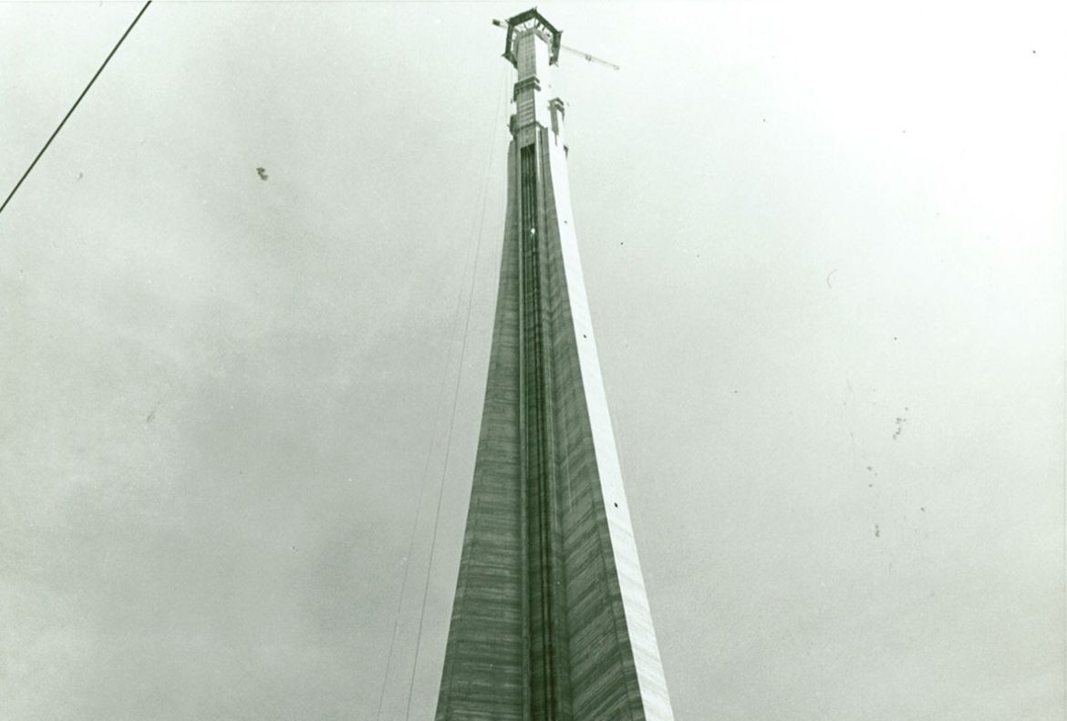As construction of the Tower continues, the tapered shape of the shaft starts to take form in August 1974.