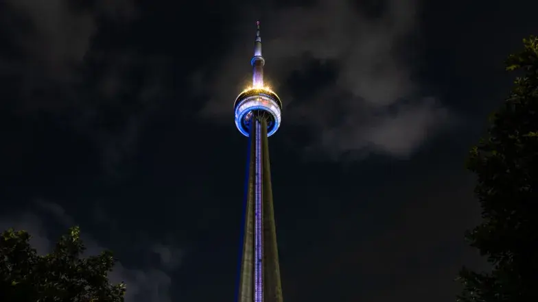 Art by Andrés Ramírez Gaviria on the CN Tower